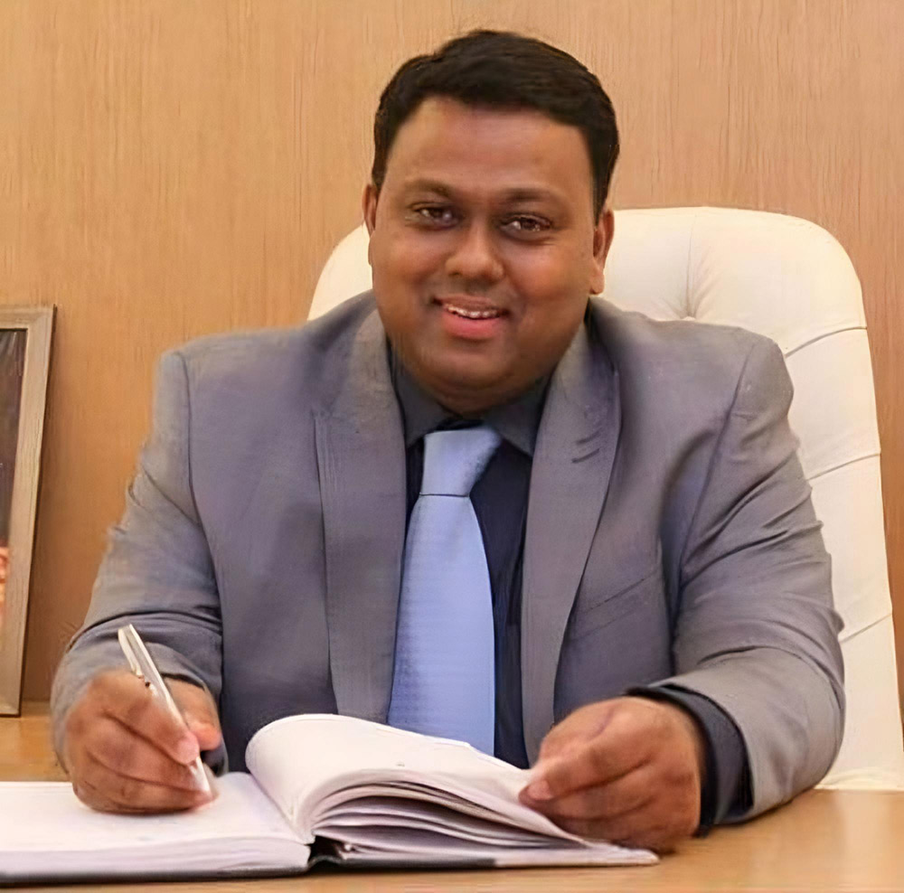 Dr. Ambrish Vijayakar